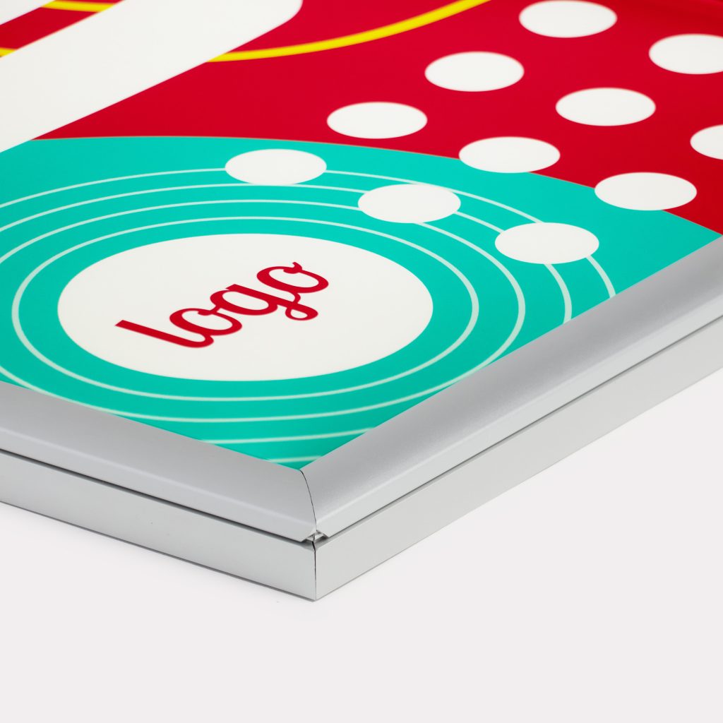 Impression de cadre porte-affiche led professionnelle par BDX Print