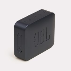 Exemple de enceinte portable jbl go essential imprimé en qualité professionnelle