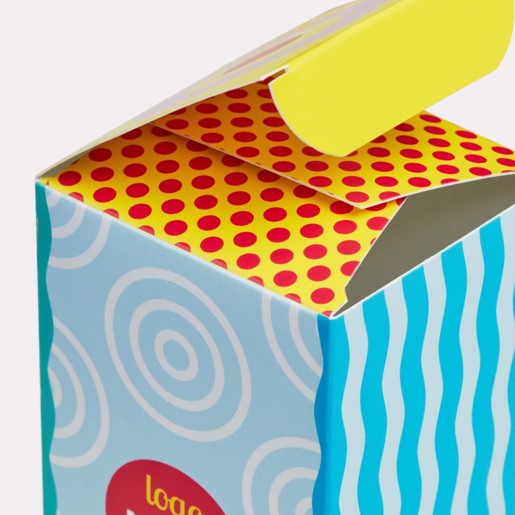 Impression de petite boîte avec fermeture par rabats pliés professionnelle par BDX Print